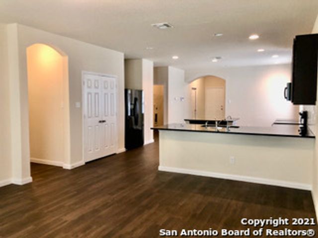 5911 Ivans Farm, San Antonio, TX 78244