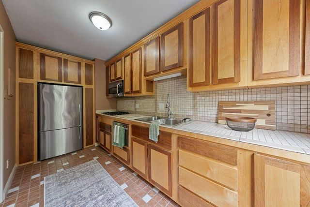 964 Madison Avenue, E, Columbus, OH 43205