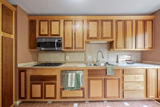 964 Madison Avenue, E, Columbus, OH 43205