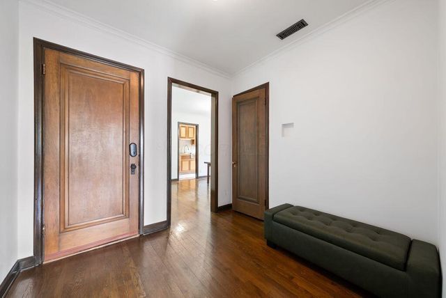 964 Madison Avenue, E, Columbus, OH 43205