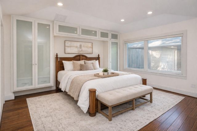 5426 Windswept Lane, Houston, TX 77056