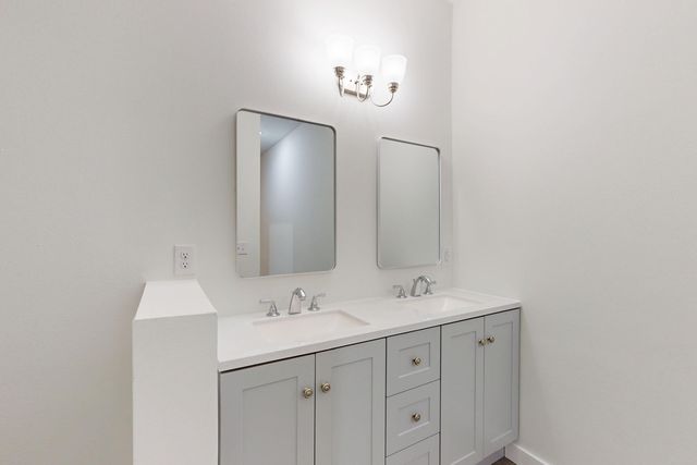 8685 101st Court, Vero Beach, FL 32967