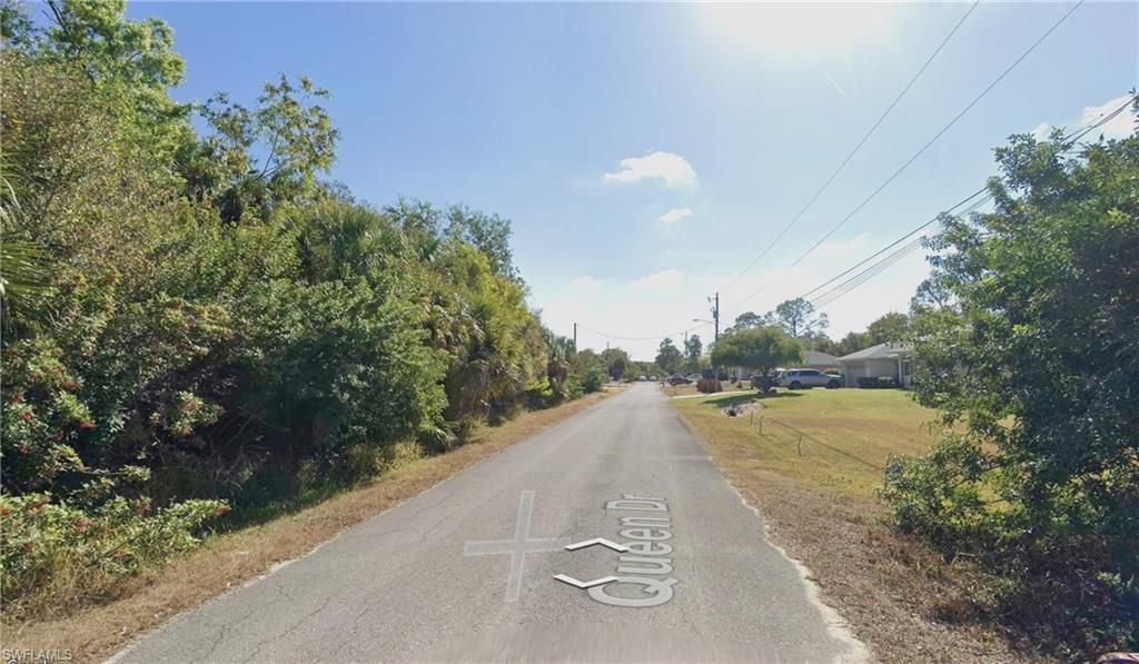 2615 Queen DR, Lehigh Acres, FL 33971