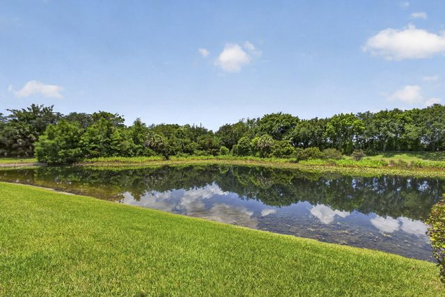 10880 Northgreen Drive, Lake Worth, FL 33449