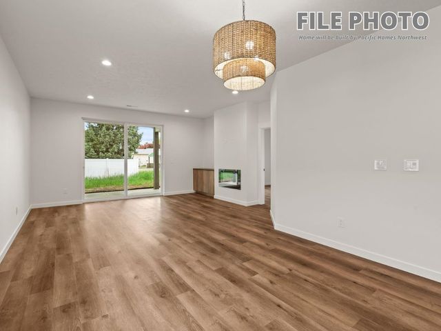 2107 N Sipple Rd, Spokane Valley, WA 99212