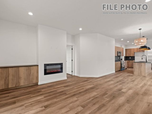 2107 N Sipple Rd, Spokane Valley, WA 99212