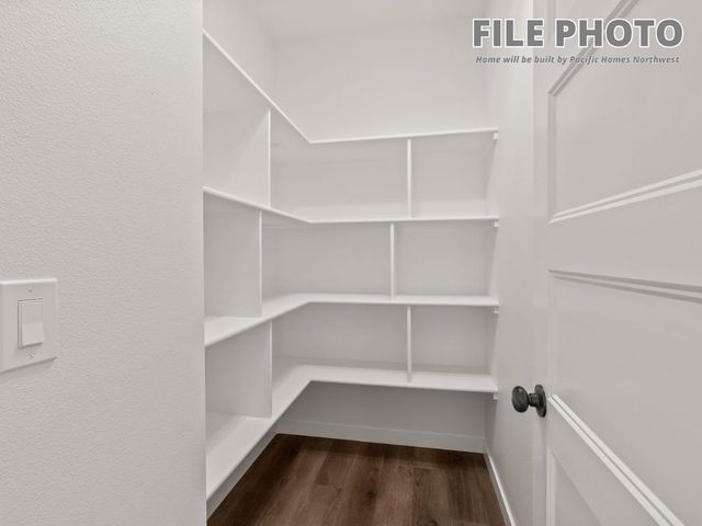 2107 N Sipple Rd, Spokane Valley, WA 99212