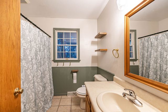 1532 W GORE Road, Erie, PA 16509