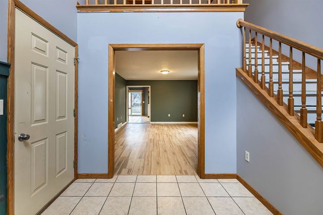 1532 W GORE Road, Erie, PA 16509