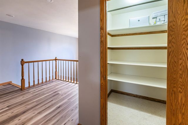 1532 W GORE Road, Erie, PA 16509