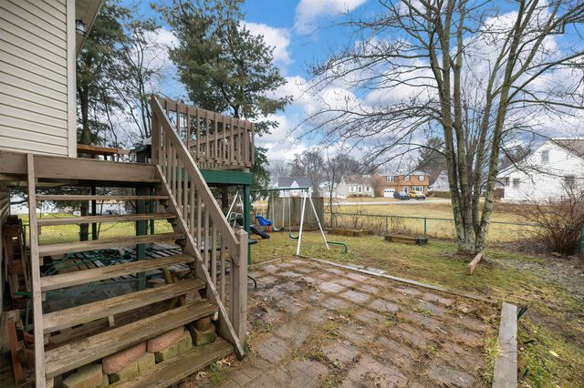 1532 W GORE Road, Erie, PA 16509