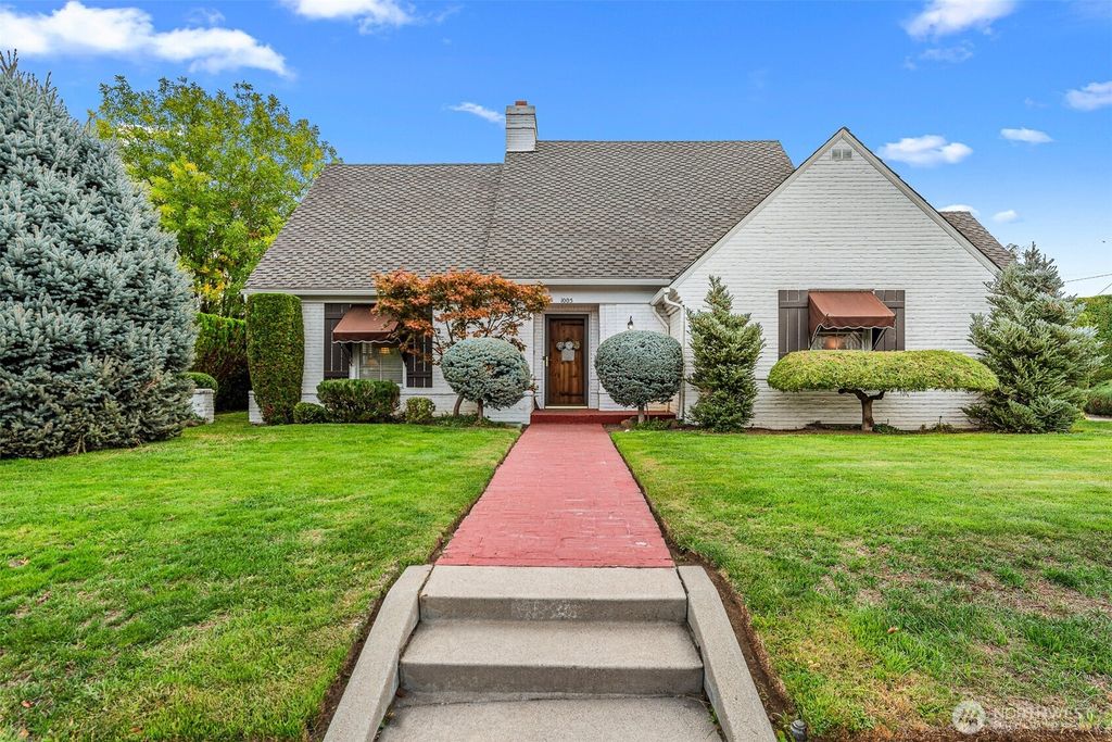 1005 Fuller Street, Wenatchee, WA 98801