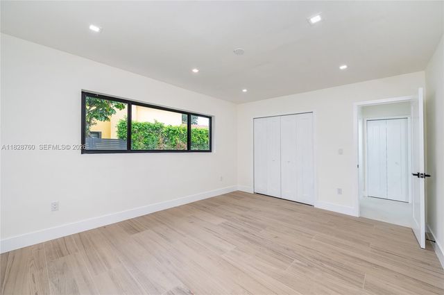 7101 E Troon Circle, Miami Lakes, FL 33014