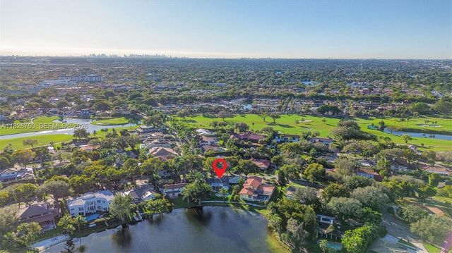 7101 E Troon Circle, Miami Lakes, FL 33014