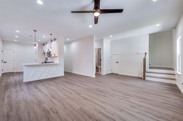 3324 Navaro Street, Dallas, TX 75212