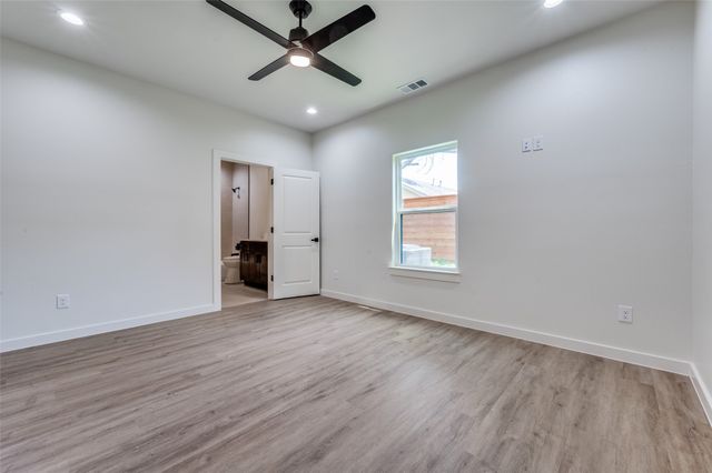 3324 Navaro Street, Dallas, TX 75212