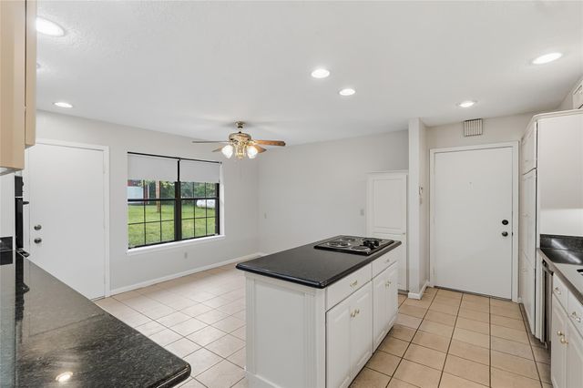 807 Standley Road, Madisonville, TX 77864