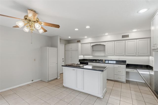 807 Standley Road, Madisonville, TX 77864