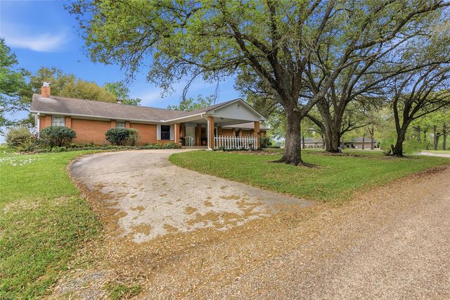 807 Standley Road, Madisonville, TX 77864