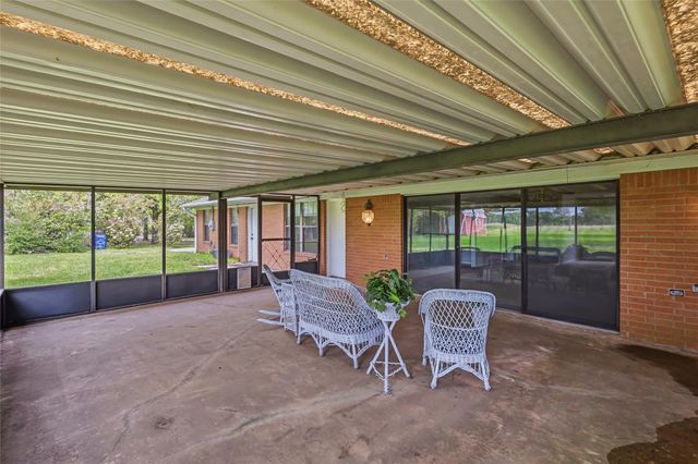 807 Standley Road, Madisonville, TX 77864