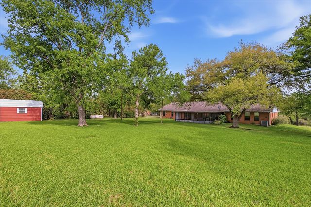 807 Standley Road, Madisonville, TX 77864