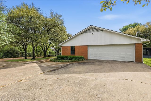 807 Standley Road, Madisonville, TX 77864