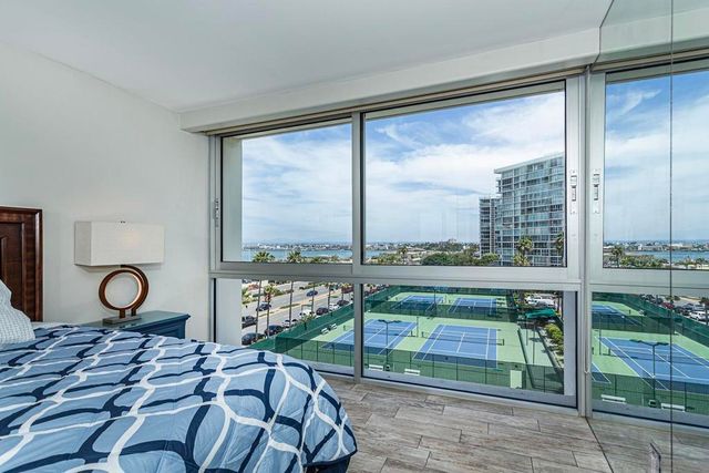 1710 Avenida Del Mundo 403, Coronado, CA 92118