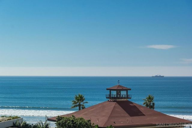 1710 Avenida Del Mundo 403, Coronado, CA 92118