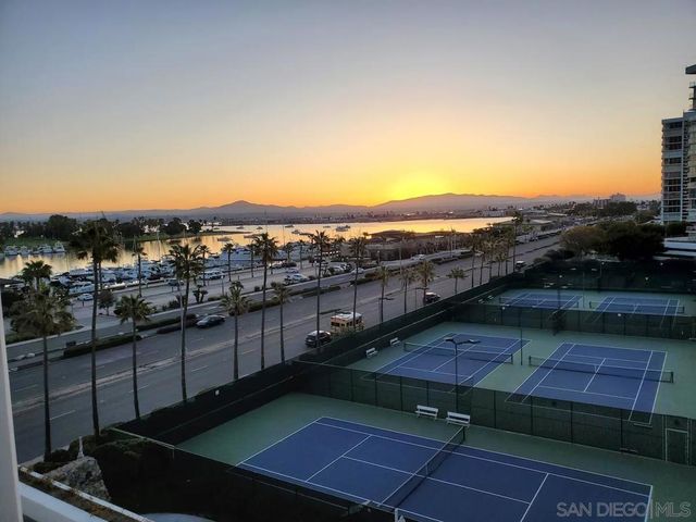 1710 Avenida Del Mundo 403, Coronado, CA 92118