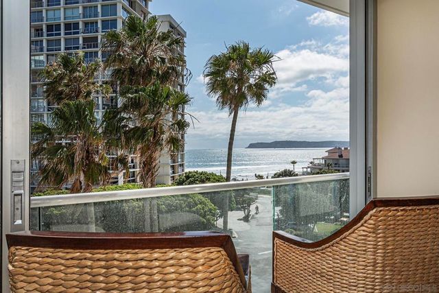 1710 Avenida Del Mundo 403, Coronado, CA 92118