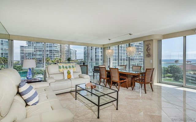 1710 Avenida Del Mundo 403, Coronado, CA 92118