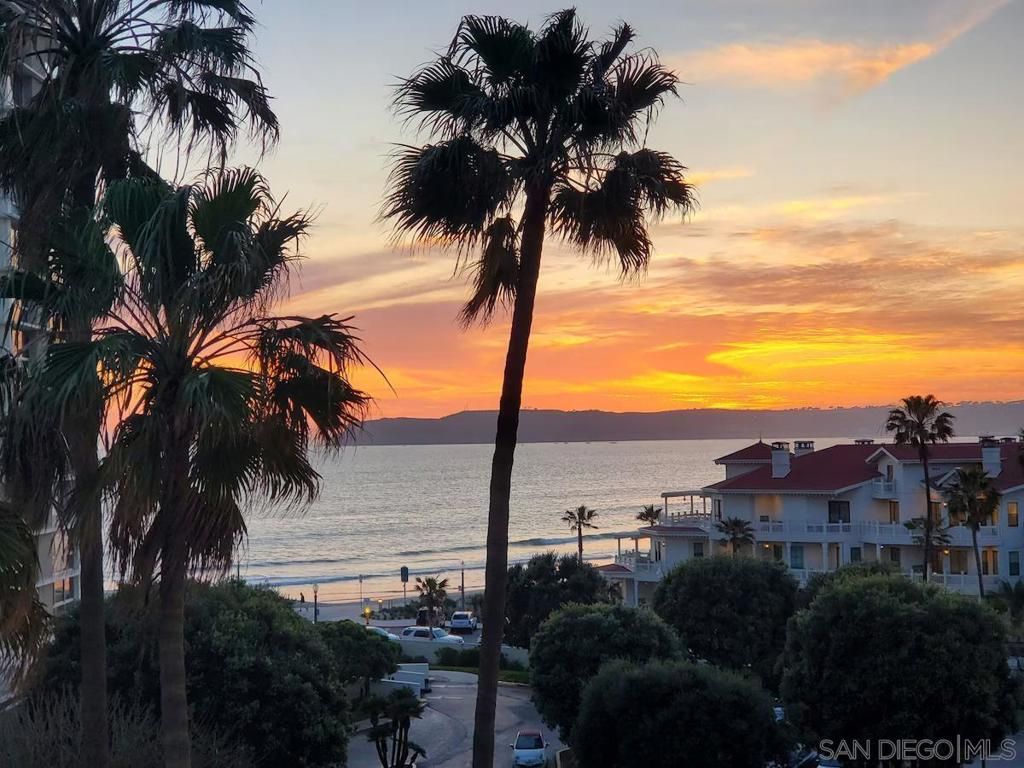 1710 Avenida Del Mundo 403, Coronado, CA 92118