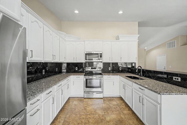 4986 E MAGNUS Drive, San Tan Valley, AZ 85140