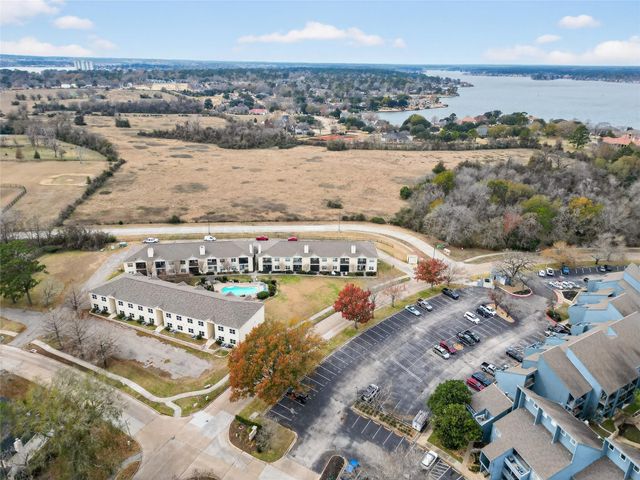 12565 Melville Drive 214, Montgomery, TX 77356