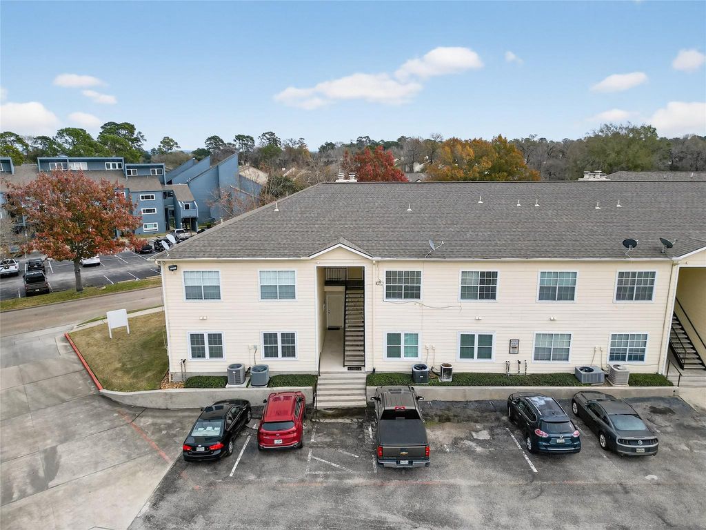 12565 Melville Drive 214, Montgomery, TX 77356