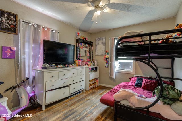 3221 1st Place, Lubbock, TX 79415