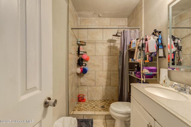 3221 1st Place, Lubbock, TX 79415