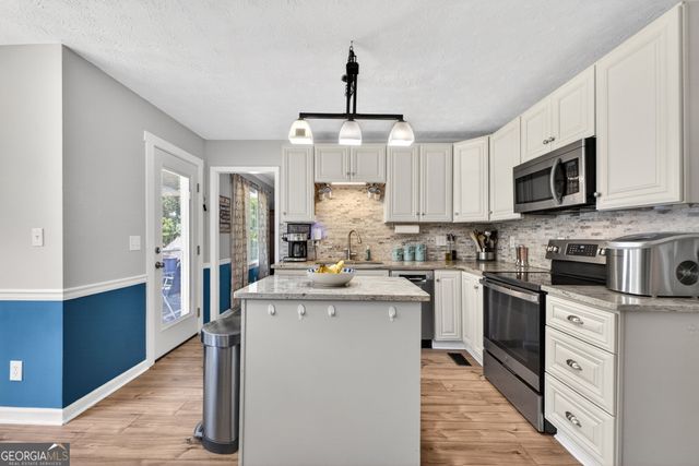 147 Thicket Trail, Mcdonough, GA 30252