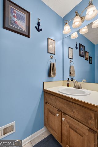 147 Thicket Trail, Mcdonough, GA 30252
