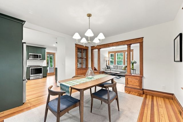 80 Milton St, Northampton, MA 01062