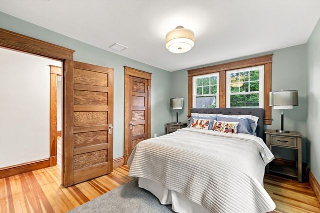 80 Milton St, Northampton, MA 01062