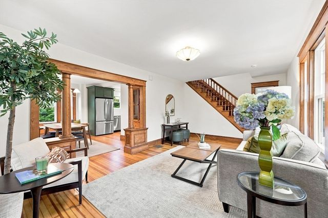 80 Milton St, Northampton, MA 01062