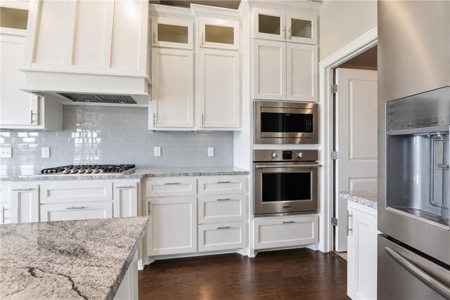743 Saffron Avenue, Tontitown, AR 72762