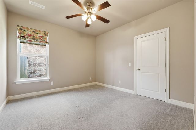 743 Saffron Avenue, Tontitown, AR 72762