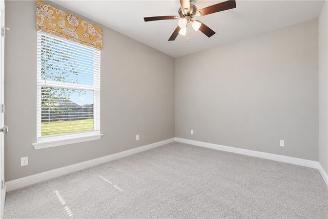 743 Saffron Avenue, Tontitown, AR 72762