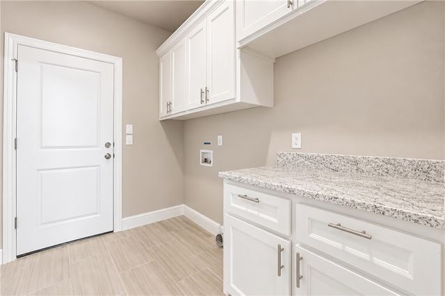 743 Saffron Avenue, Tontitown, AR 72762