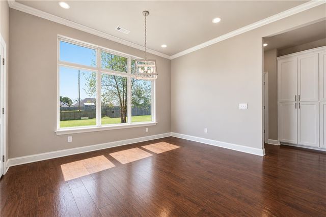 743 Saffron Avenue, Tontitown, AR 72762