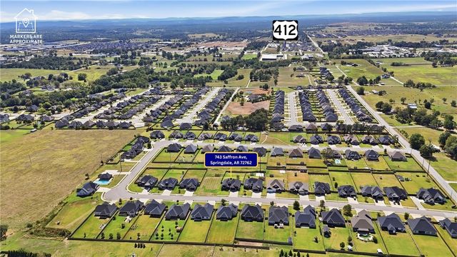 743 Saffron Avenue, Tontitown, AR 72762