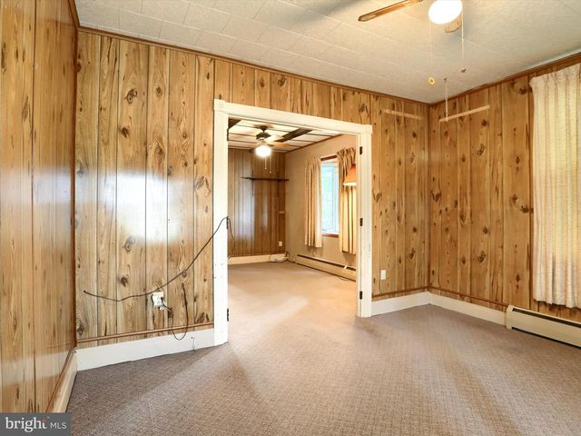 1240 E CHESTNUT ST, Lebanon, PA 17042