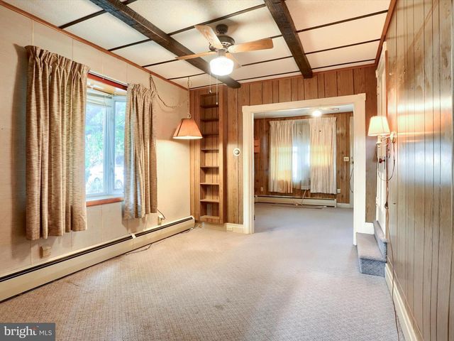 1240 E CHESTNUT ST, Lebanon, PA 17042